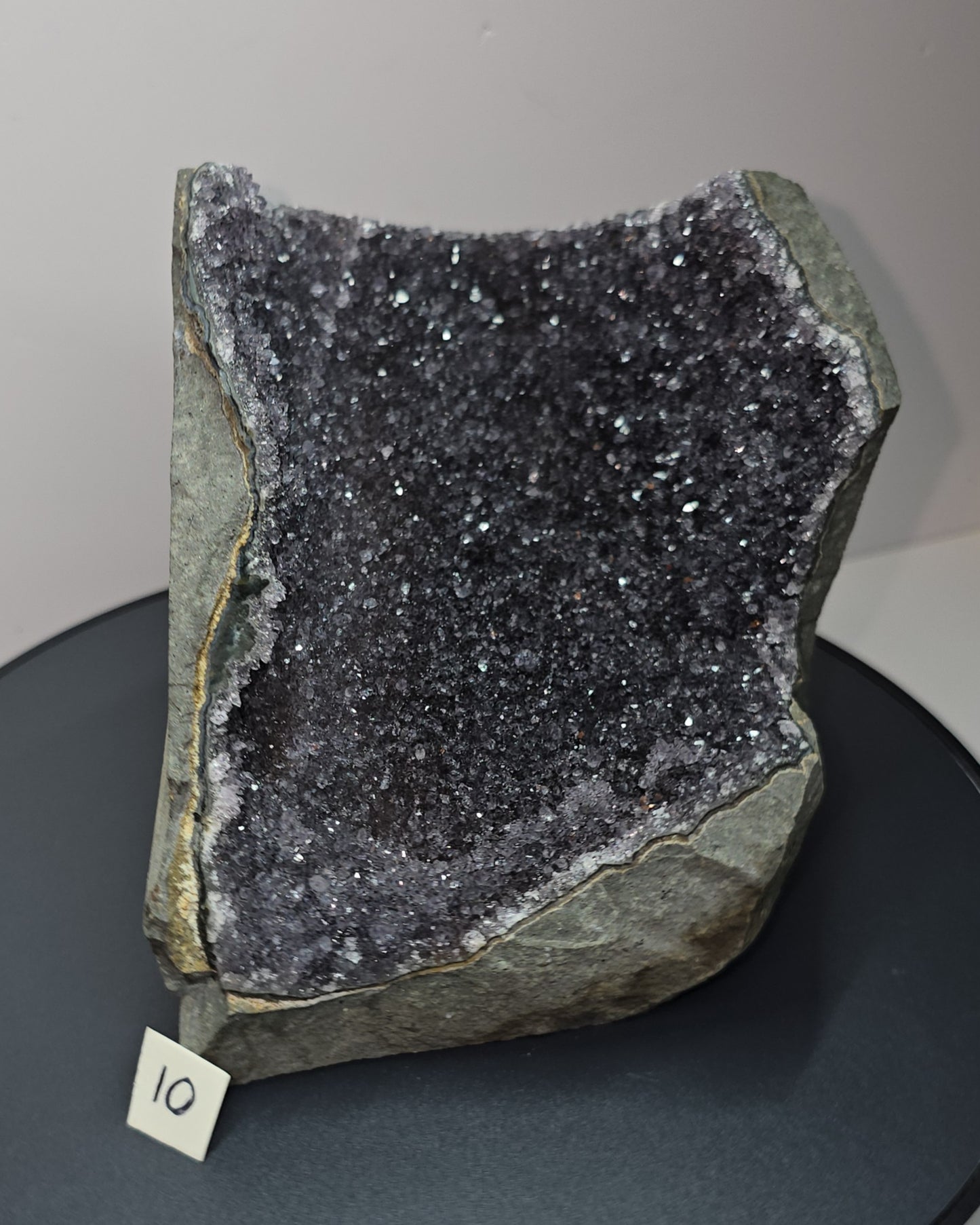 Black, dark purple, sparkling Amethyst cut base, Cathedral, Standing Geode from brazil