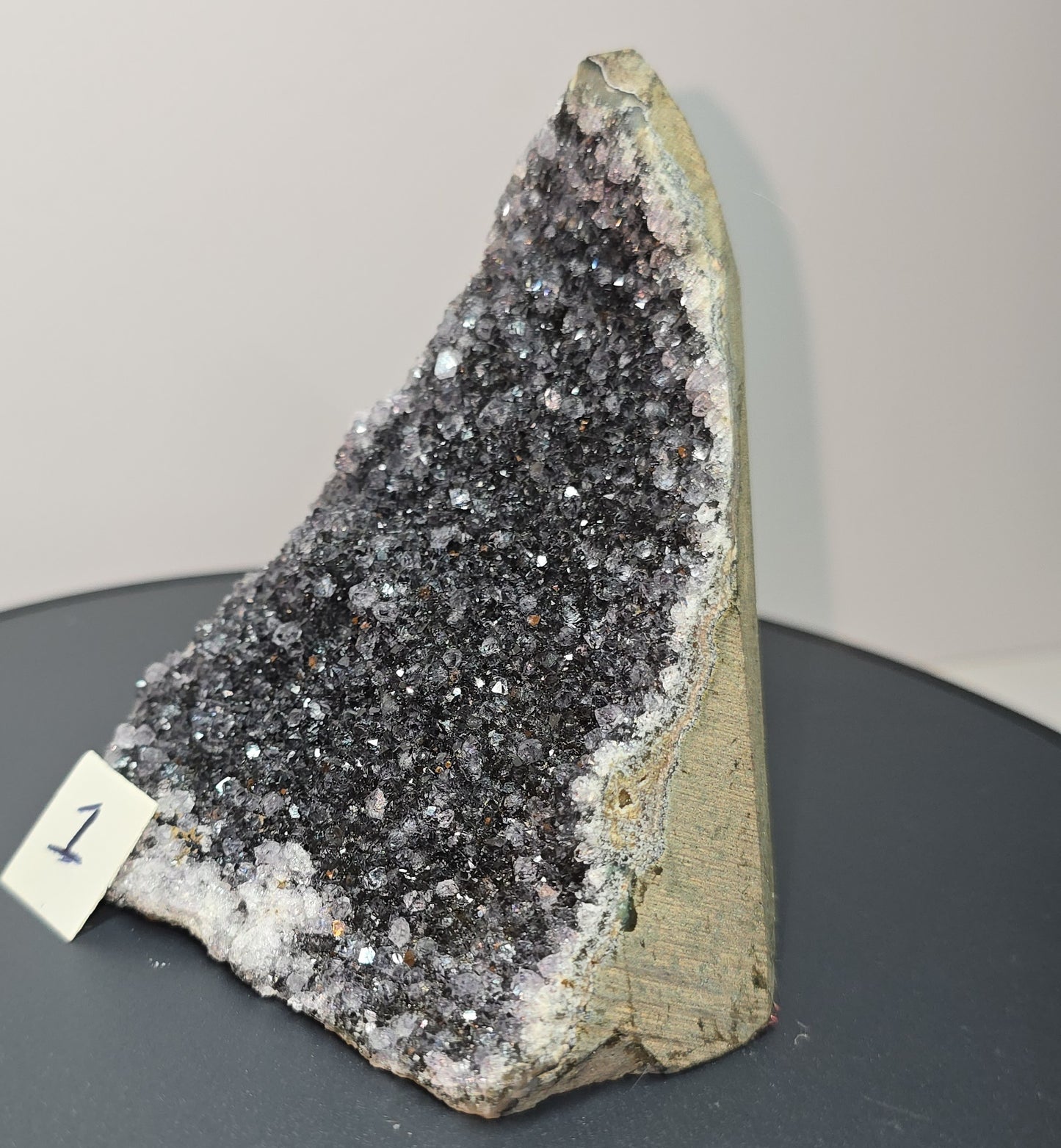 Black, dark purple, sparkling Amethyst cut base, Cathedral, Standing Geode from brazil