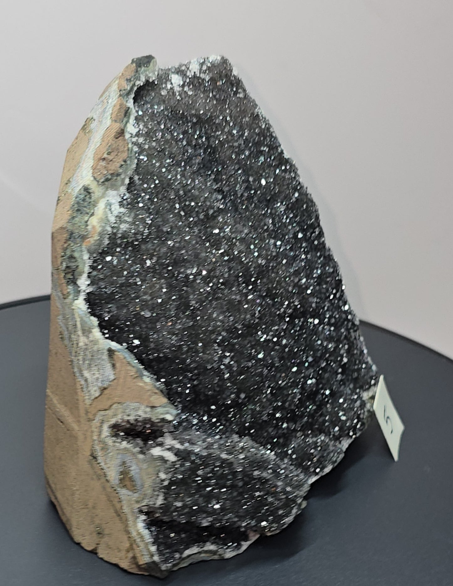 Black, dark purple, sparkling Amethyst cut base, Cathedral, Standing Geode from brazil