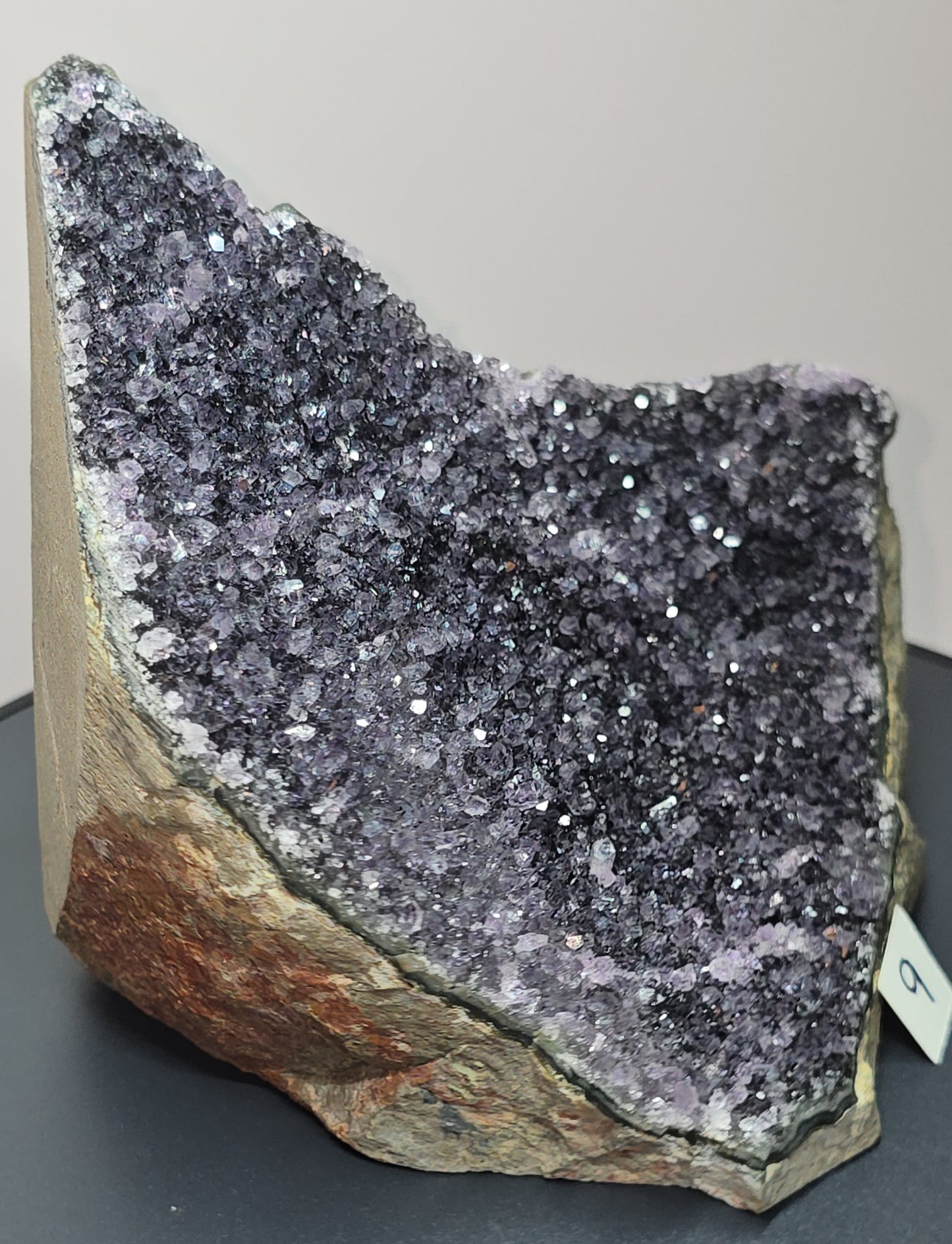 Black, dark purple, sparkling Amethyst cut base, Cathedral, Standing Geode from brazil