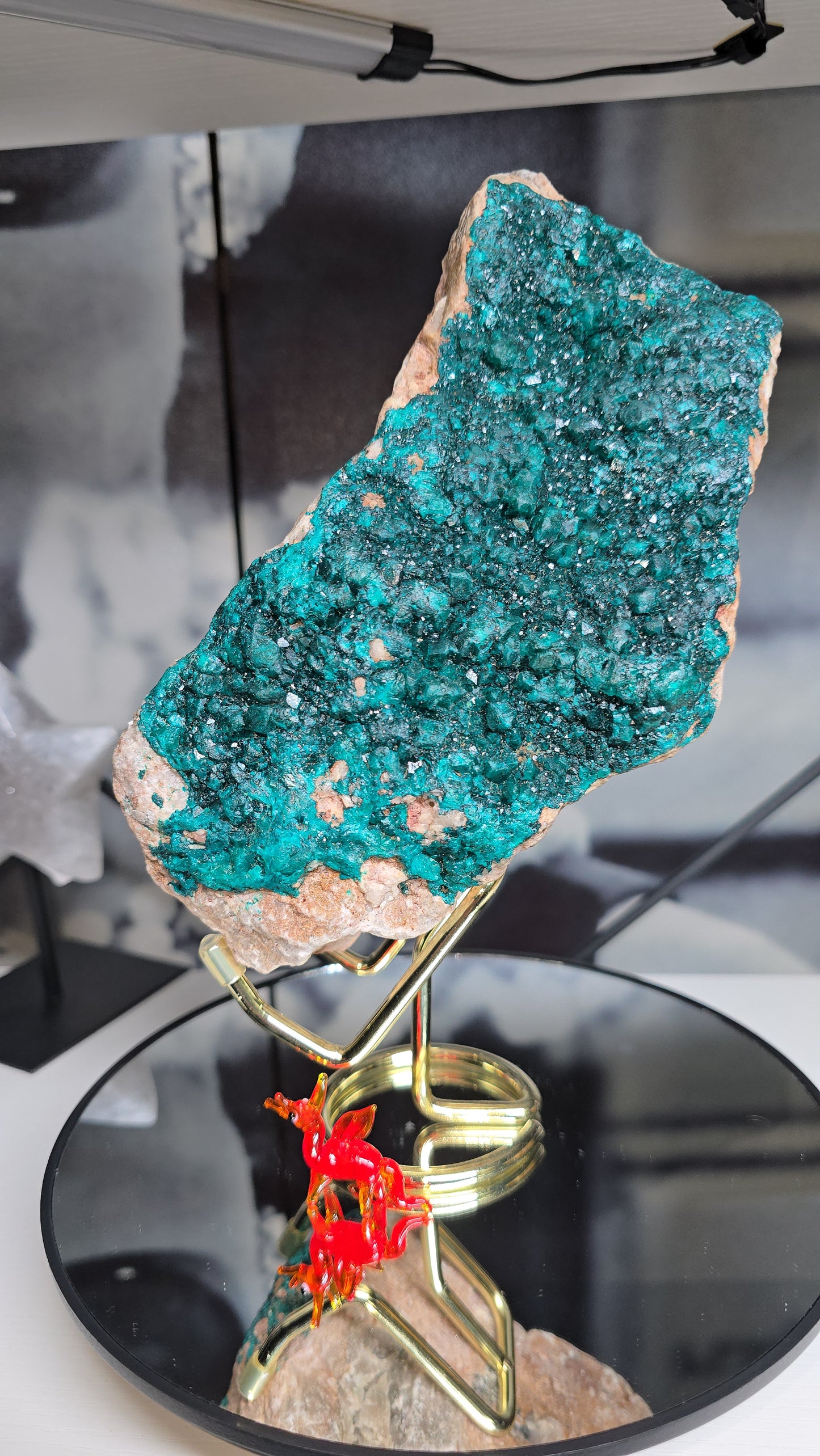 Dioptase extra large double-sided with stand