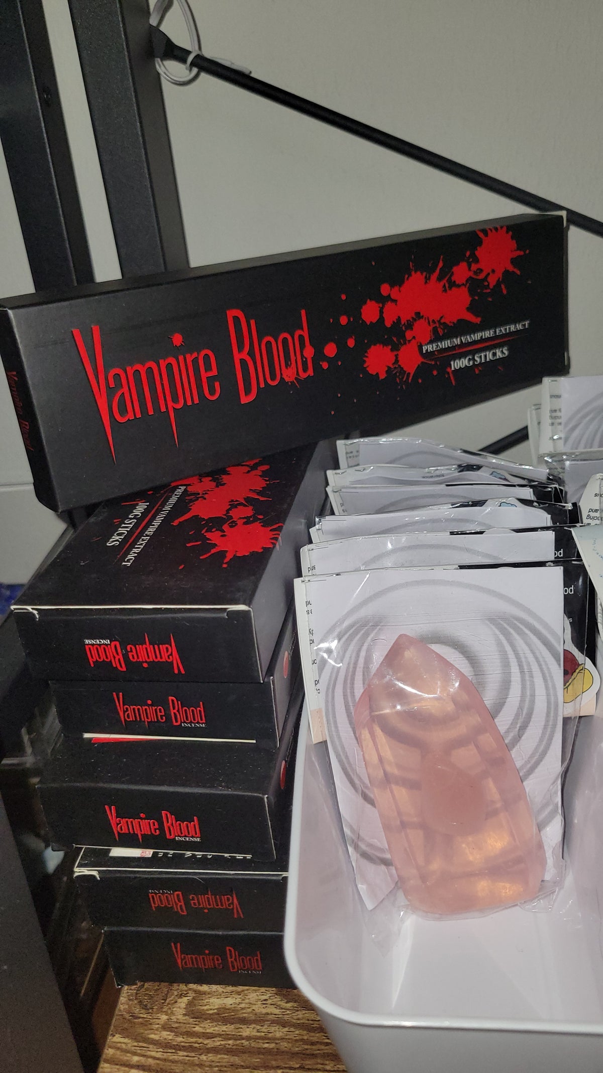 Vampire’s Blood Incense 100 sticks/100 grams