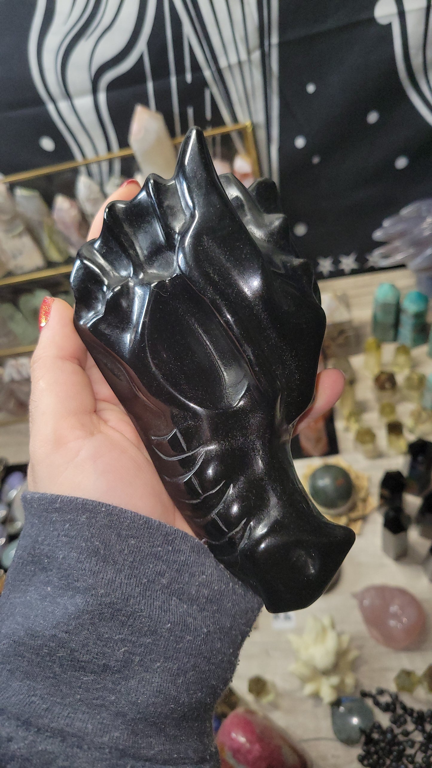 Obsidian Dragon skull