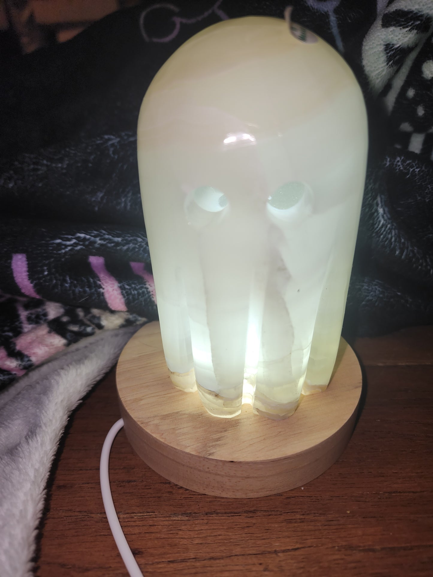 Onyx crystal ghost lamps from Mexico