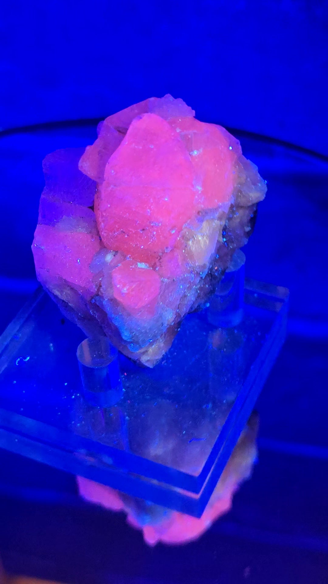 Drusy Quartz Coated Calcite (Fluorescent Peach) quartz Alberts Mountain, Lesotho- some with Phosphorescent mineral.(pseudomorph)