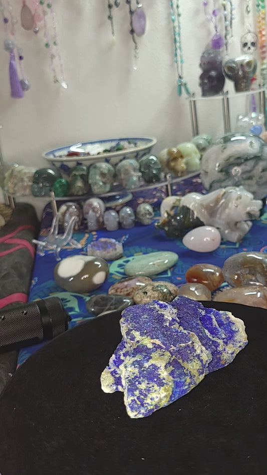 Azurite specimen
